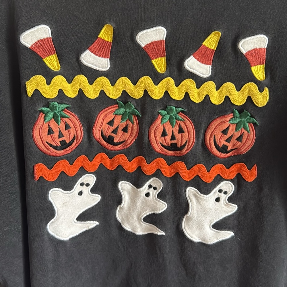 Vintage Halloween Long Sleeve Tee - Picture 2 of 4